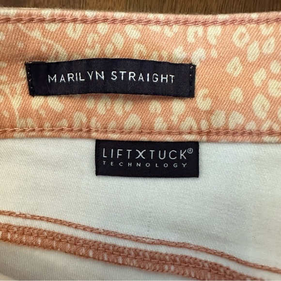 NYDJ Marilyn Straight Leg Ankle Pants Mirage Leopard Womens Size 12 NWT - Picture 7 of 12